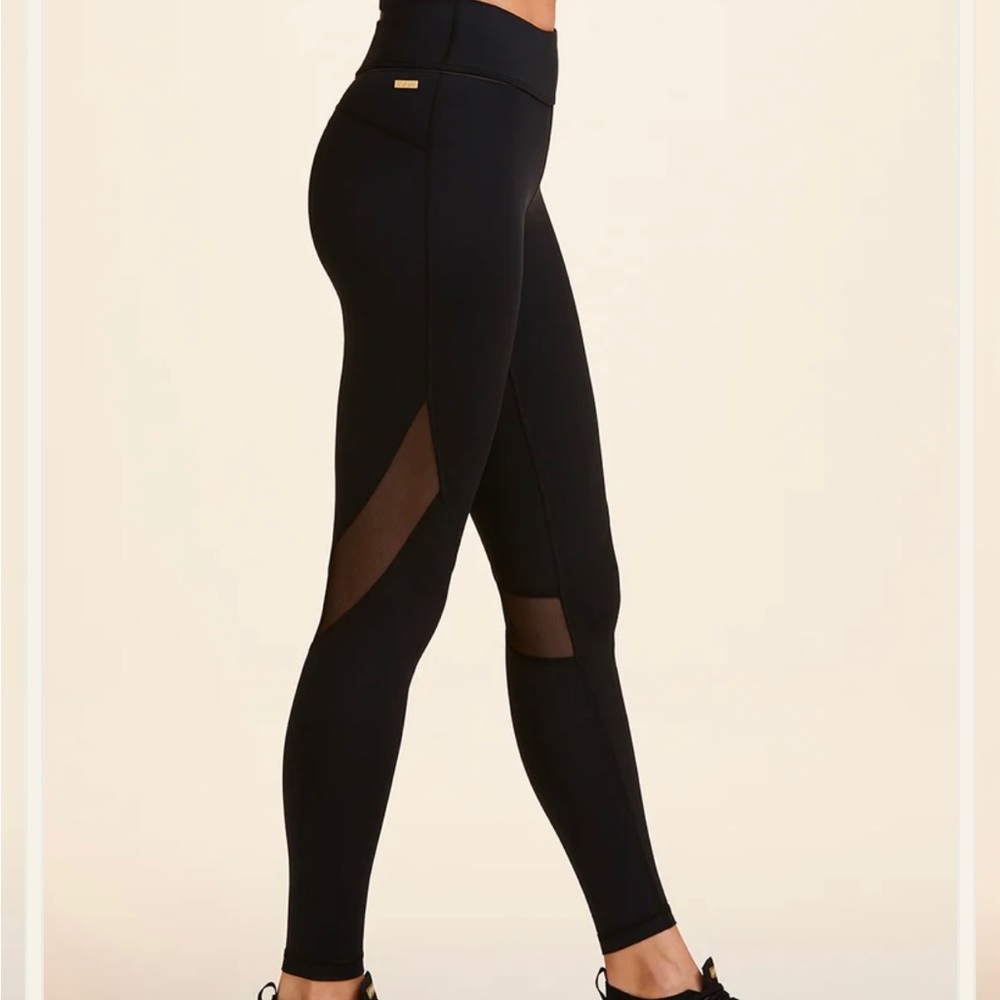 ALALA Leggings